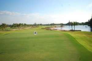 Royal Lakeside Golf Club Resort - Green Fee - Tee Times