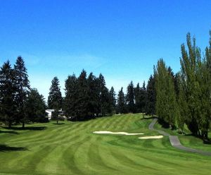 Twin Lakes Golf & Country Club - Green Fee - Tee Times