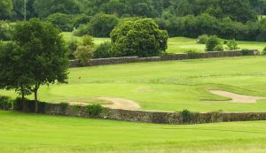 Golf d'Avrillé - Compact 9 trous - Green Fee - Tee Times